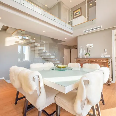 Holiday home Modern Excellence With Pool Alcabideche